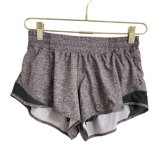 lululemon athletica Pants - Lululemon Hotty Hot Short II Women's 6 Heather Lux Multi Black